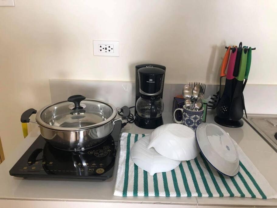 Veronica'S Homestay At Marina Spatial Condo 두마구에테 외부 사진