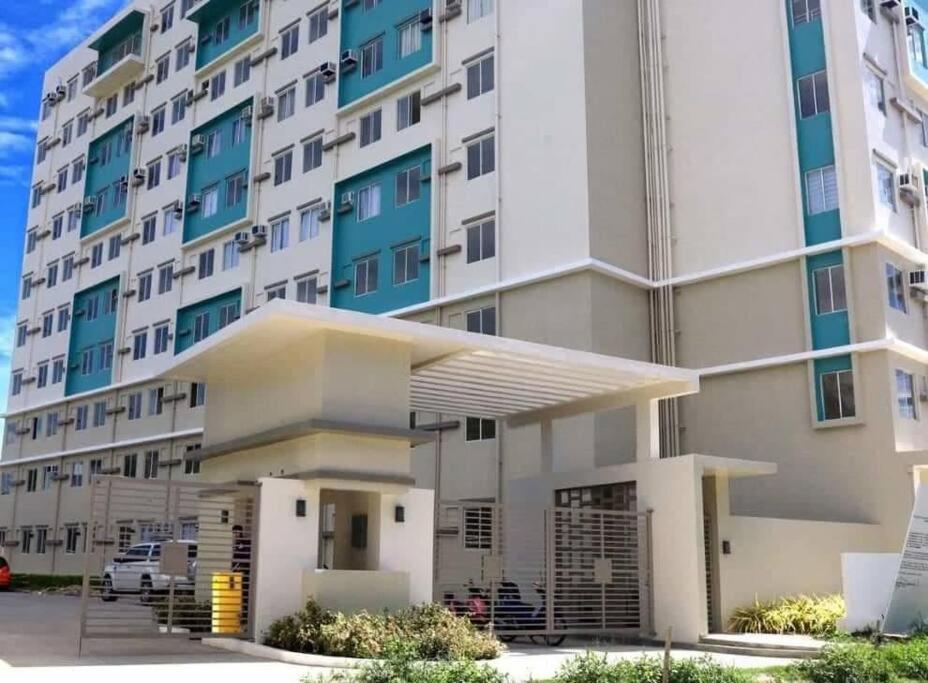 Veronica'S Homestay At Marina Spatial Condo 두마구에테 외부 사진